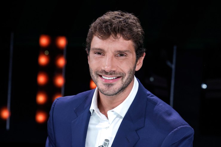 stefano de martino gesto emozionante